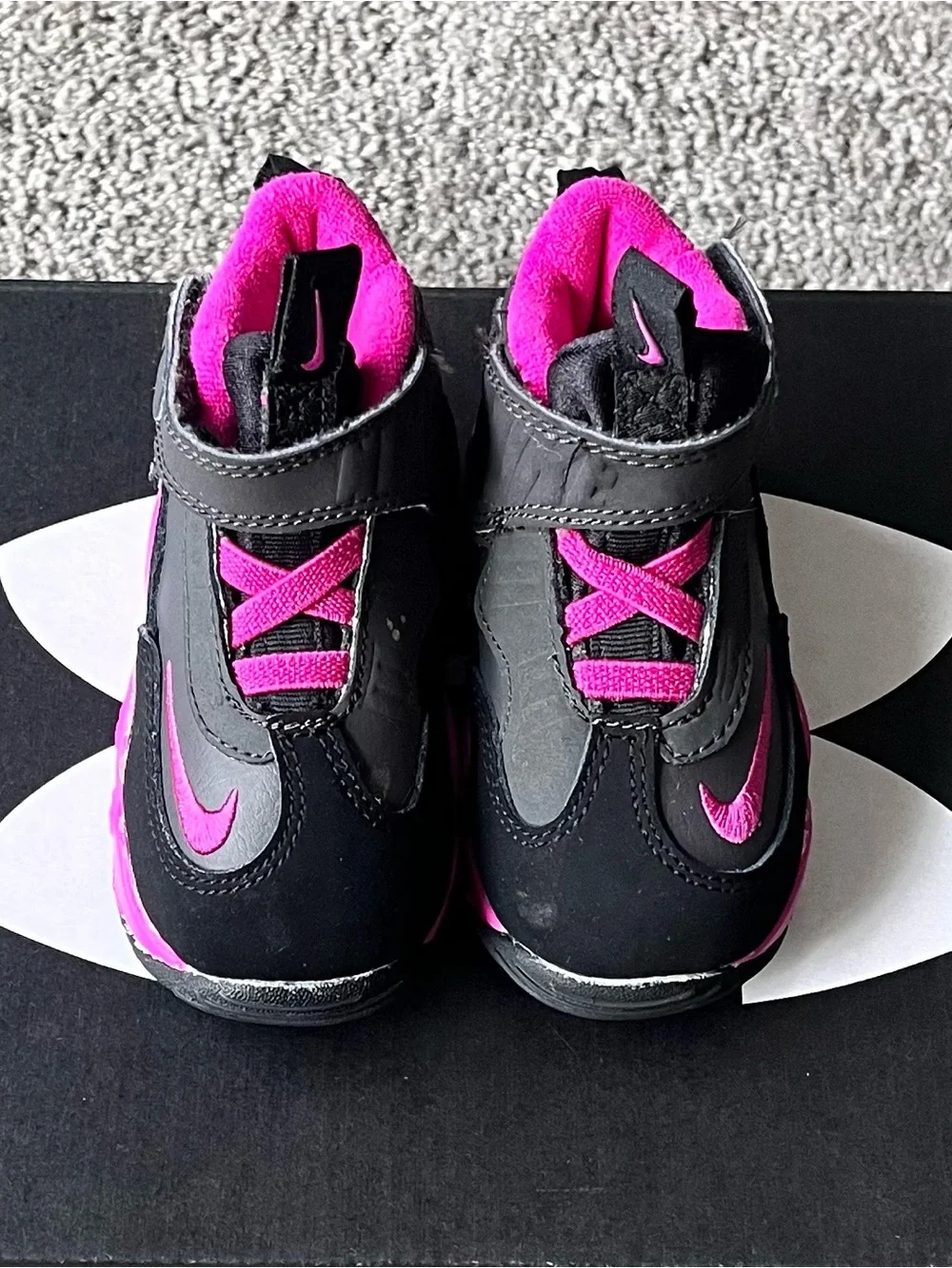✨Nike Air ‘Griffey Max’ (Black/Pink), TD Size 4C✨